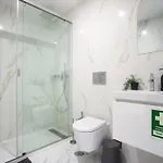 Akisol Galaxy Apartman *